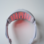Comment choisir son casque de photobiomodulation pour la repousse des cheveux